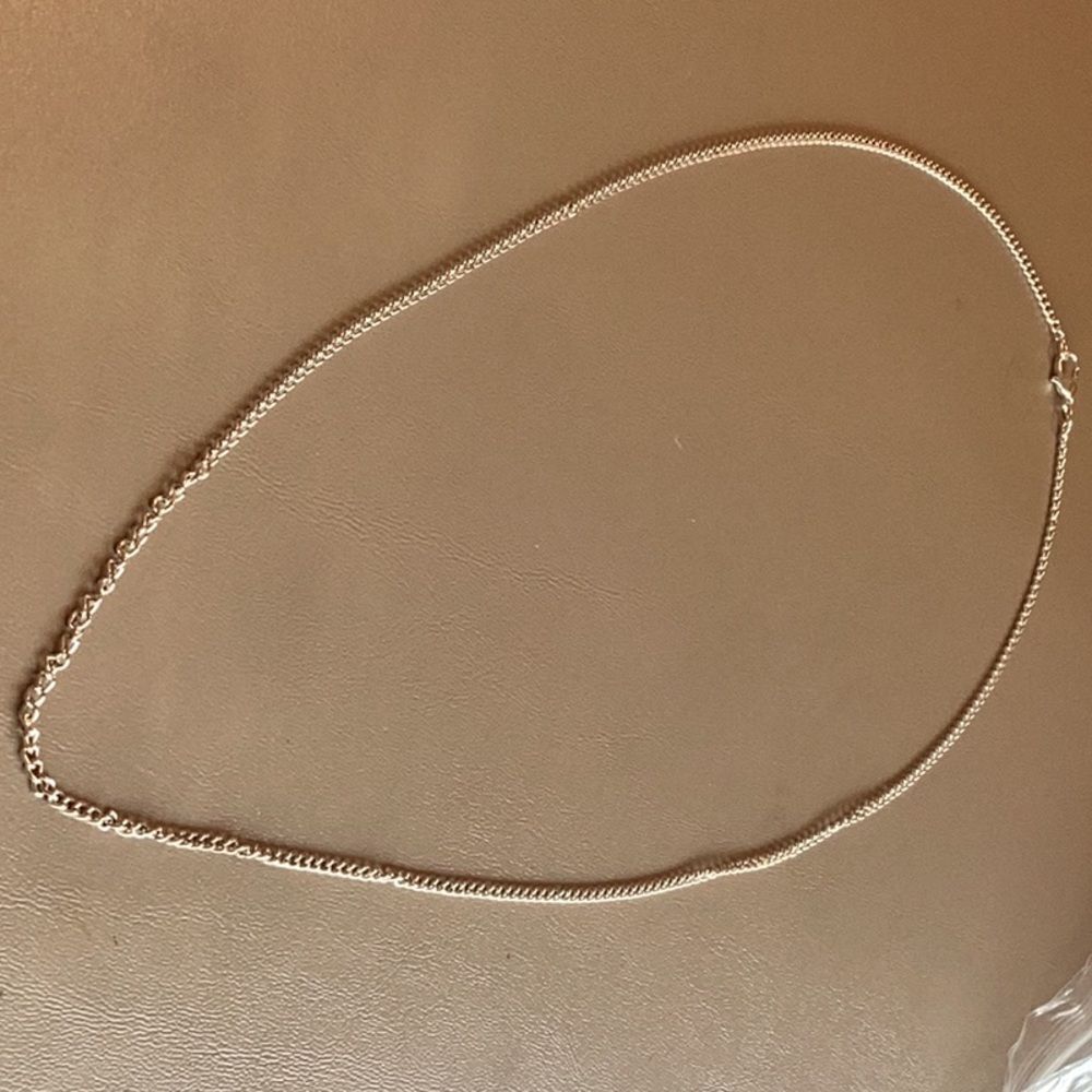 NWOT. Silvertone Fine Curb Necklace 24”